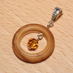 Pendentif bois de laurier amande