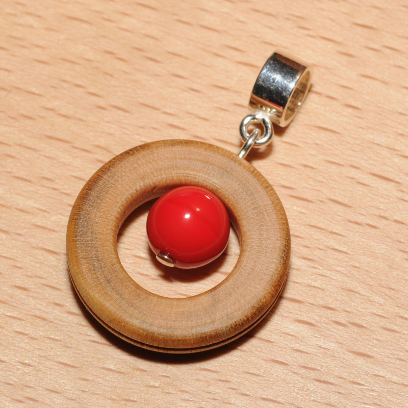 Pendentif bois de laurier amande