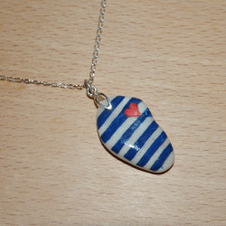 Pendentif pierre souvenir